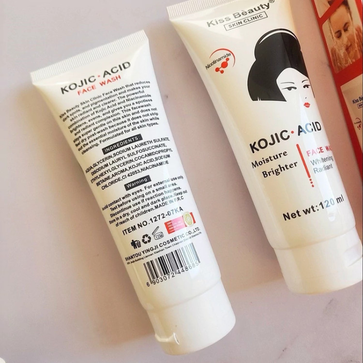فیس واش روشن کننده و آبرسان kojic.acid